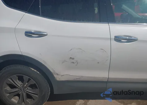 2016 Hyundai Santa Fe Sport 2.4L z USA, uszkodzony, nr VIN 5XYZTDLB7GG328510